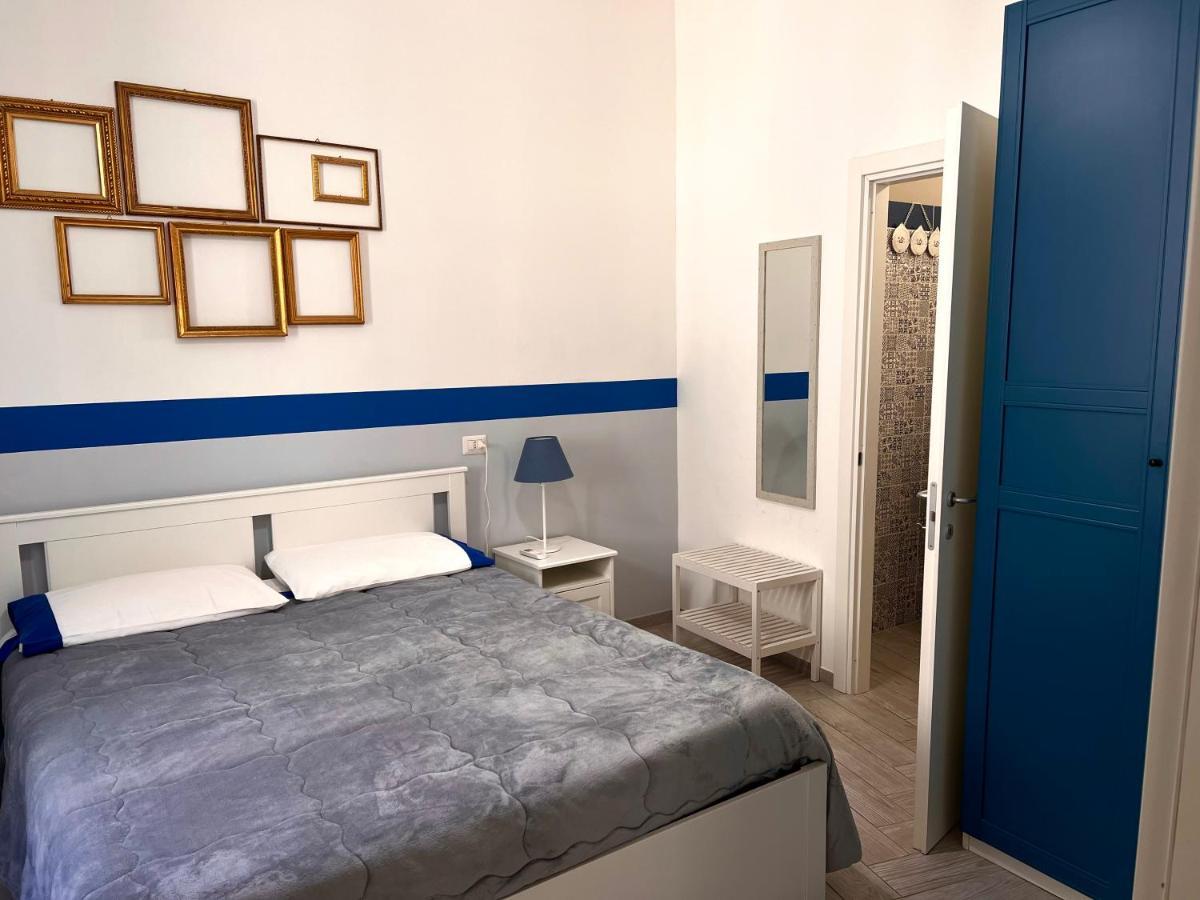 Vico Longo 25 - Ensuit Flat In The Heart Of Neapel Exteriör bild