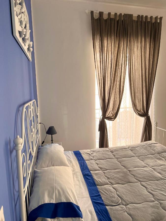 Vico Longo 25 - Ensuit Flat In The Heart Of Neapel Exteriör bild